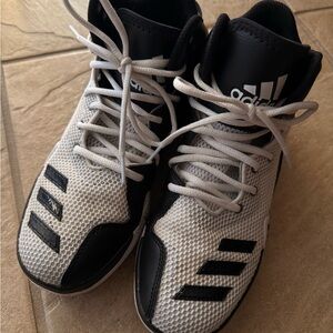 Adidas Dual Threat Basketball Shoes